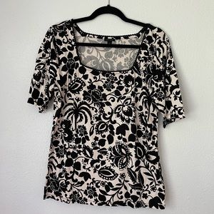 Ann Taylor black and tan patterned shirt